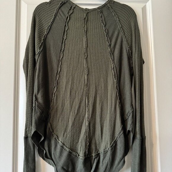 We the Free People Catalina Thermal Long Sleeve Green Size Small - Picture 3 of 5